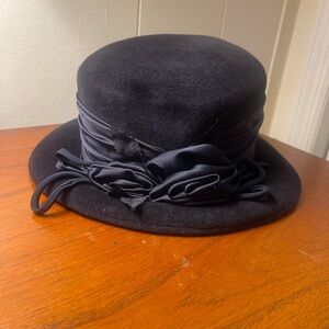 Claudia De Souza Vintage Elegant Black Hat